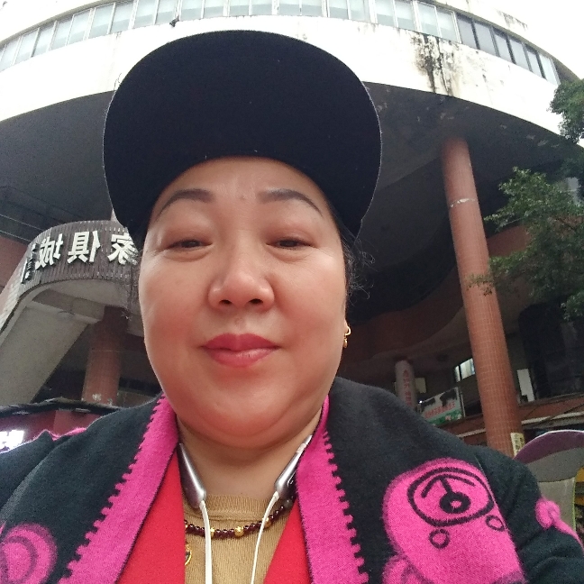 一个人爱铅笔的照片