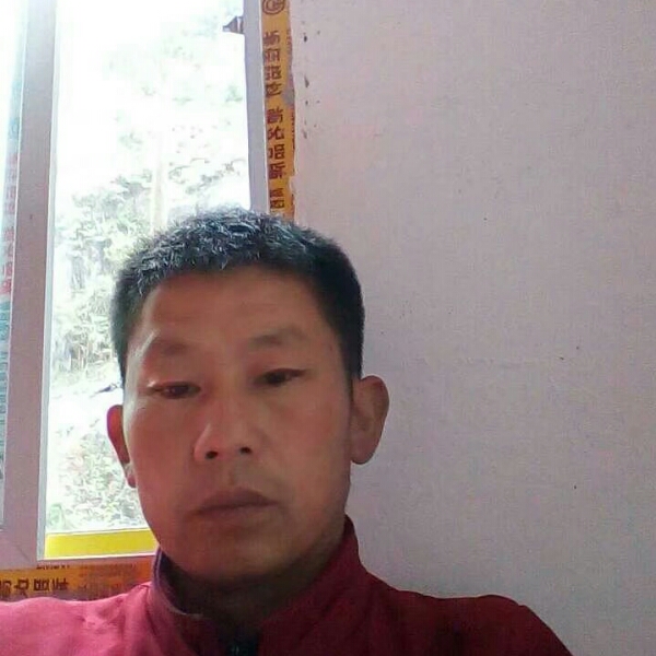 黎隆学的照片