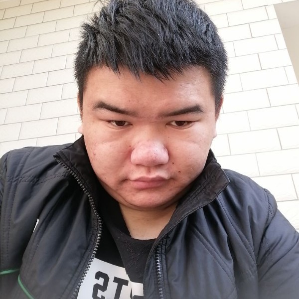 灼热挽手冥王星的照片