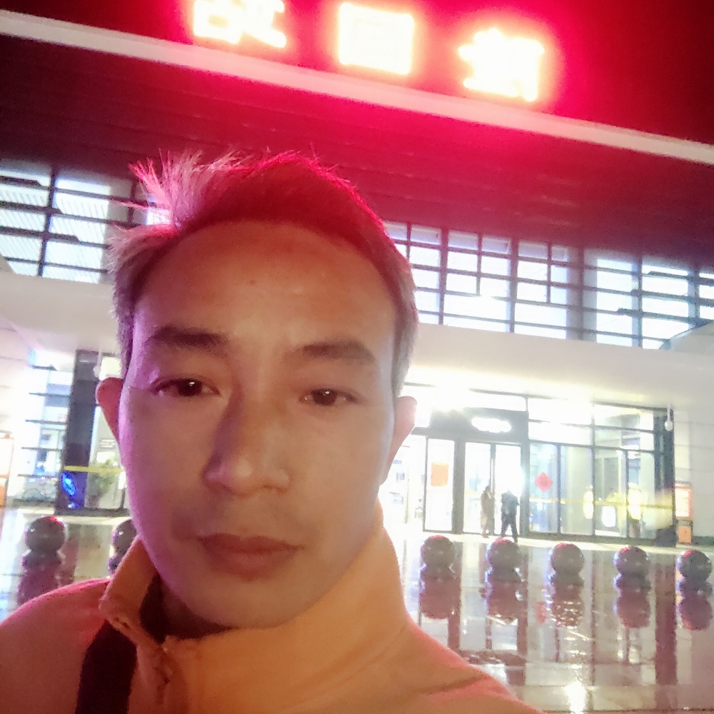 奇迹回眸阔达的照片