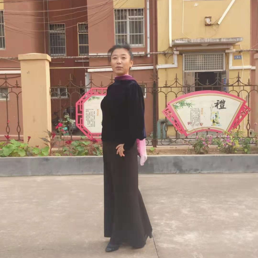 如歌的照片