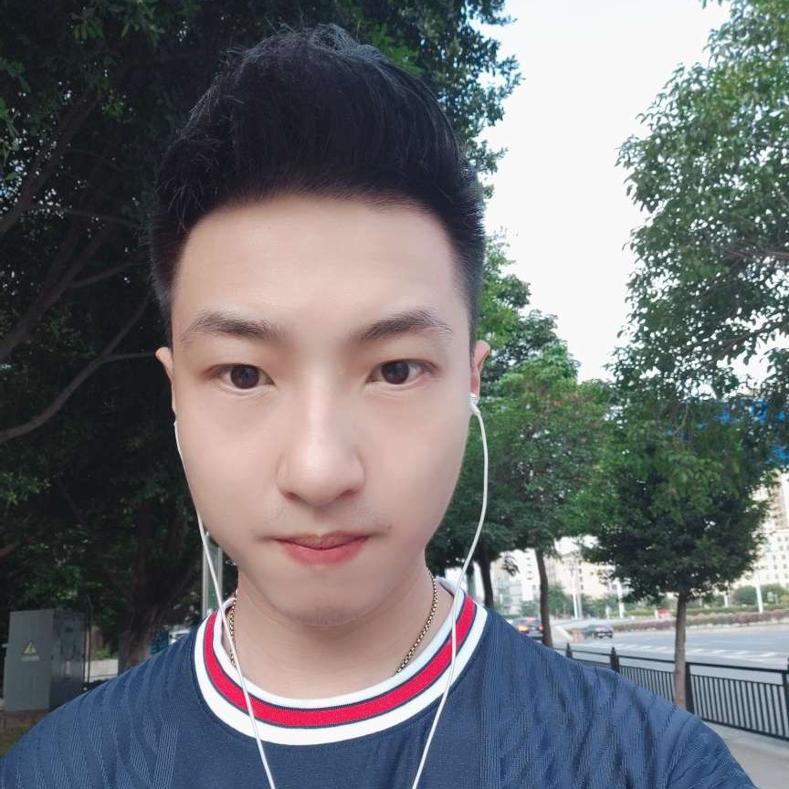 宇宙最帅柯北的照片