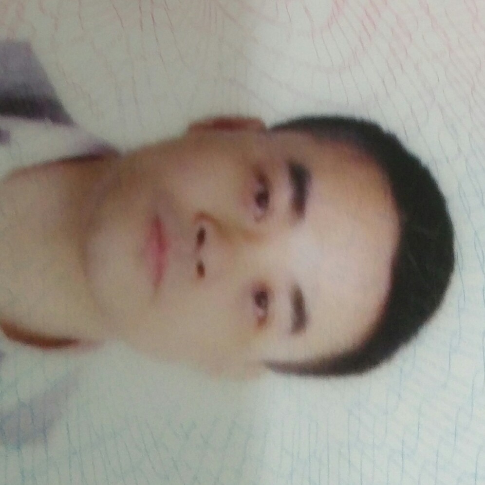 何承龙的照片