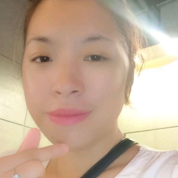 期待流年的那个他的照片