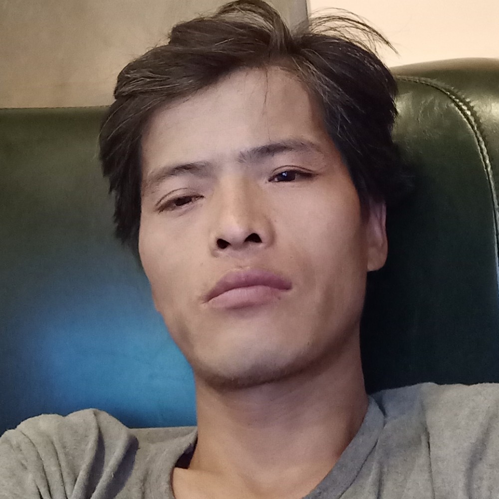 寻找爱的姑娘的照片