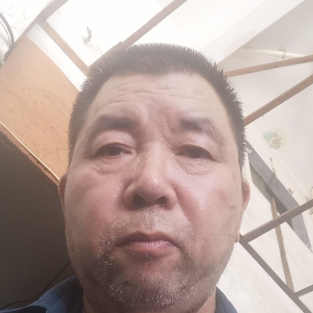 喝喜酒的照片