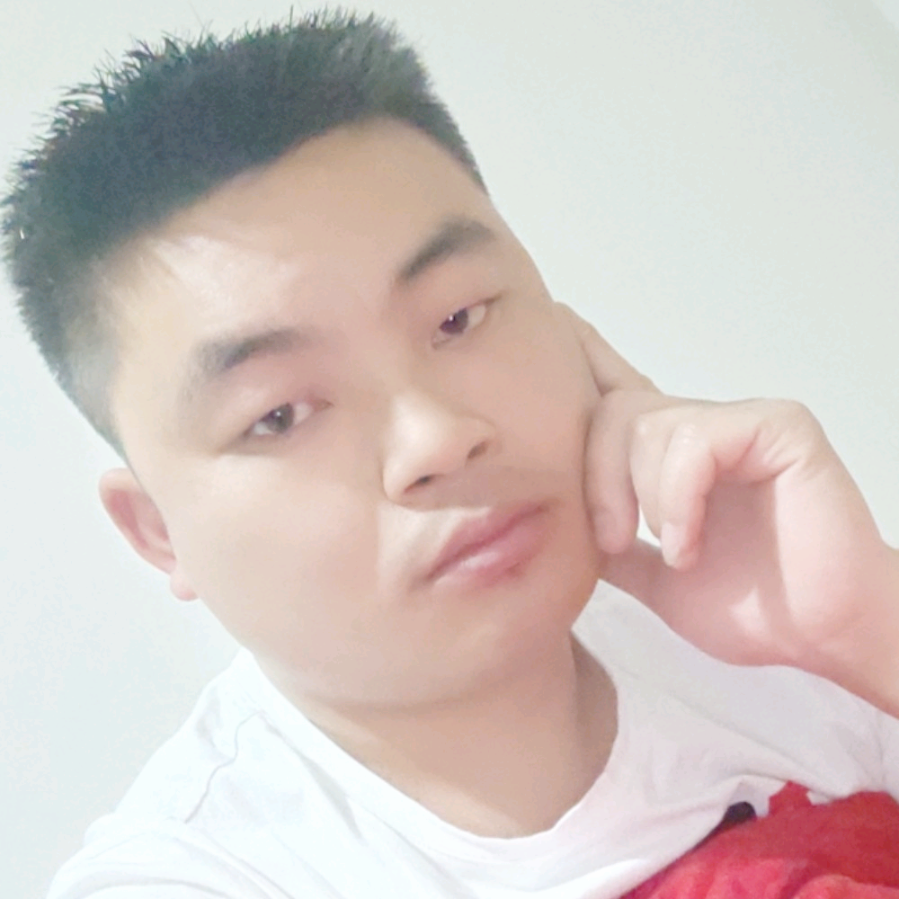 笑靥挽手曾经的照片