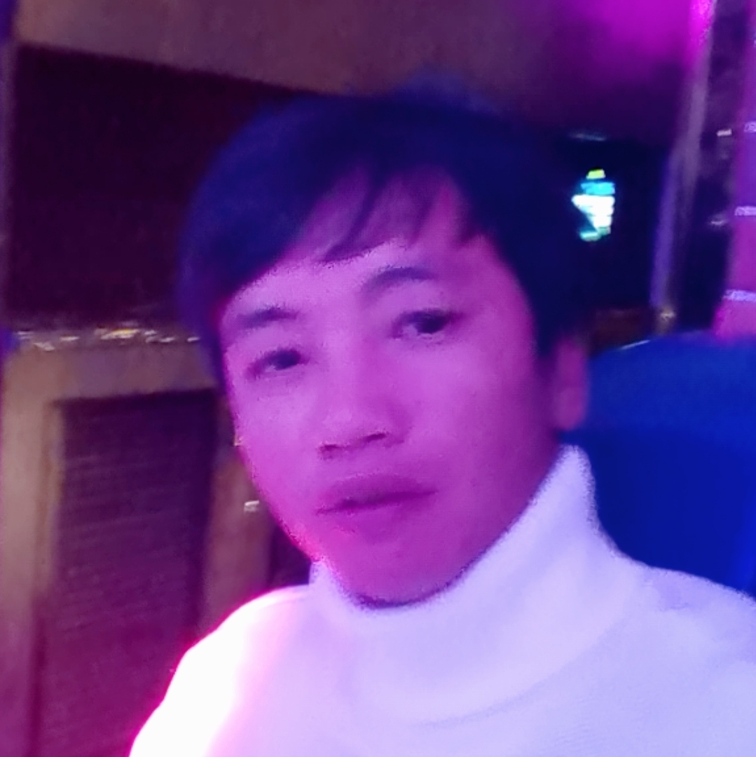 黑夜和坚强的照片