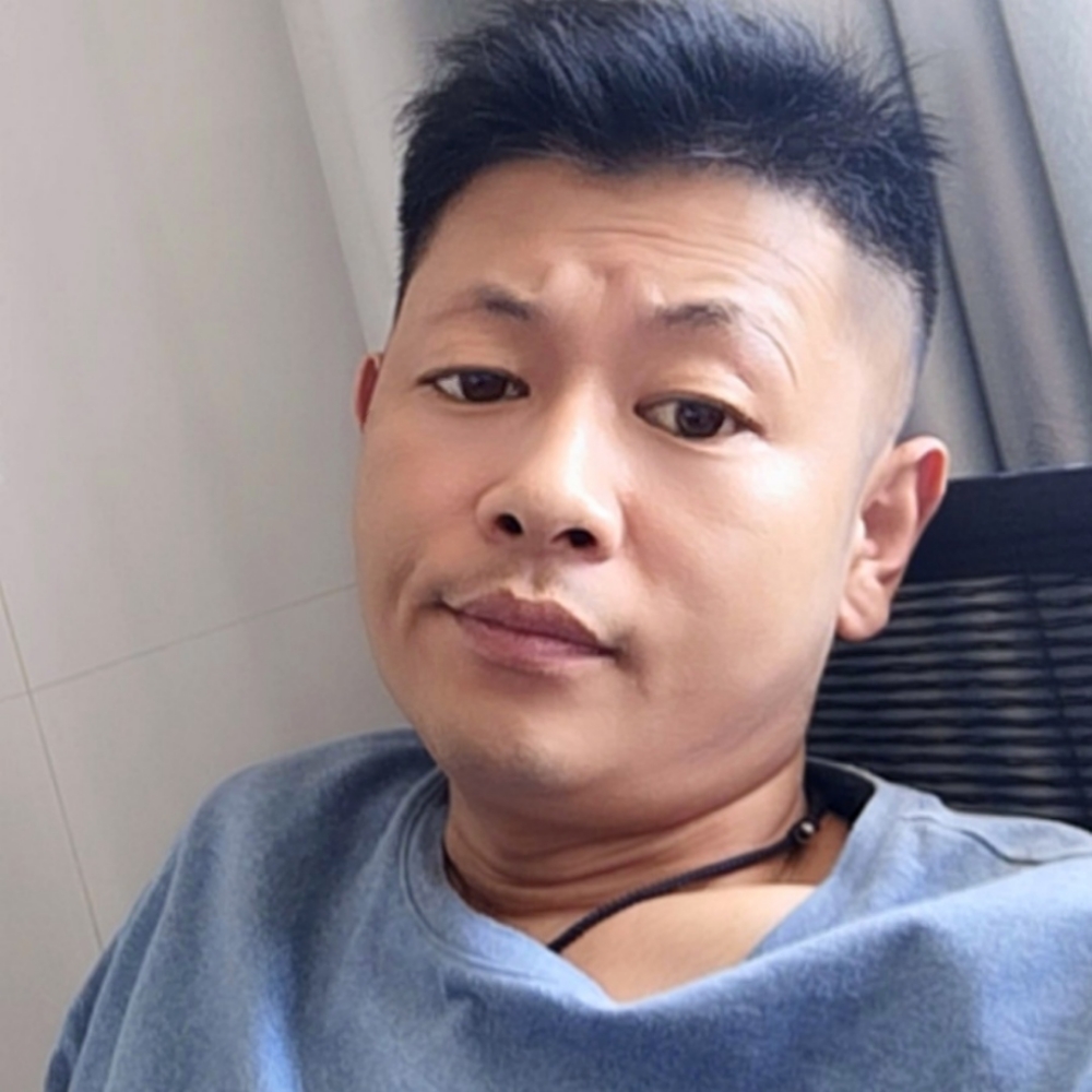 倪莫问的照片