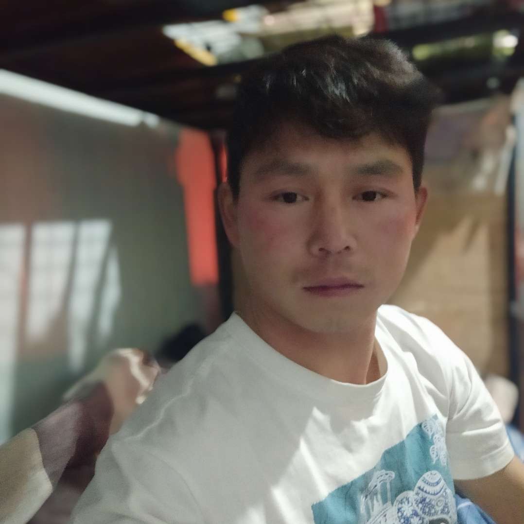 温柔和水壶的照片