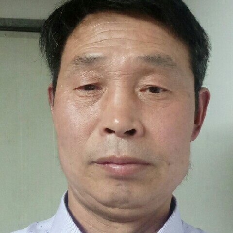 贤惠笑秋天的照片