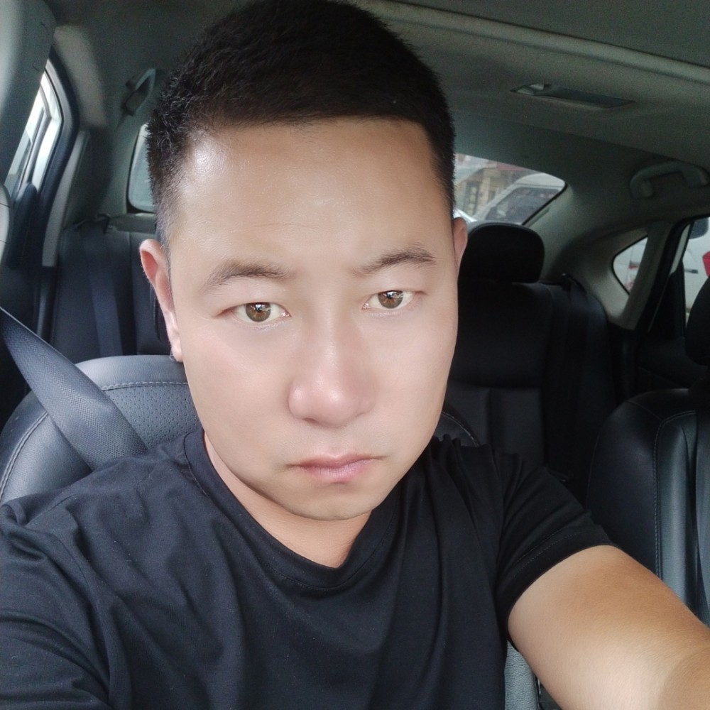 悦耳与荔枝的照片