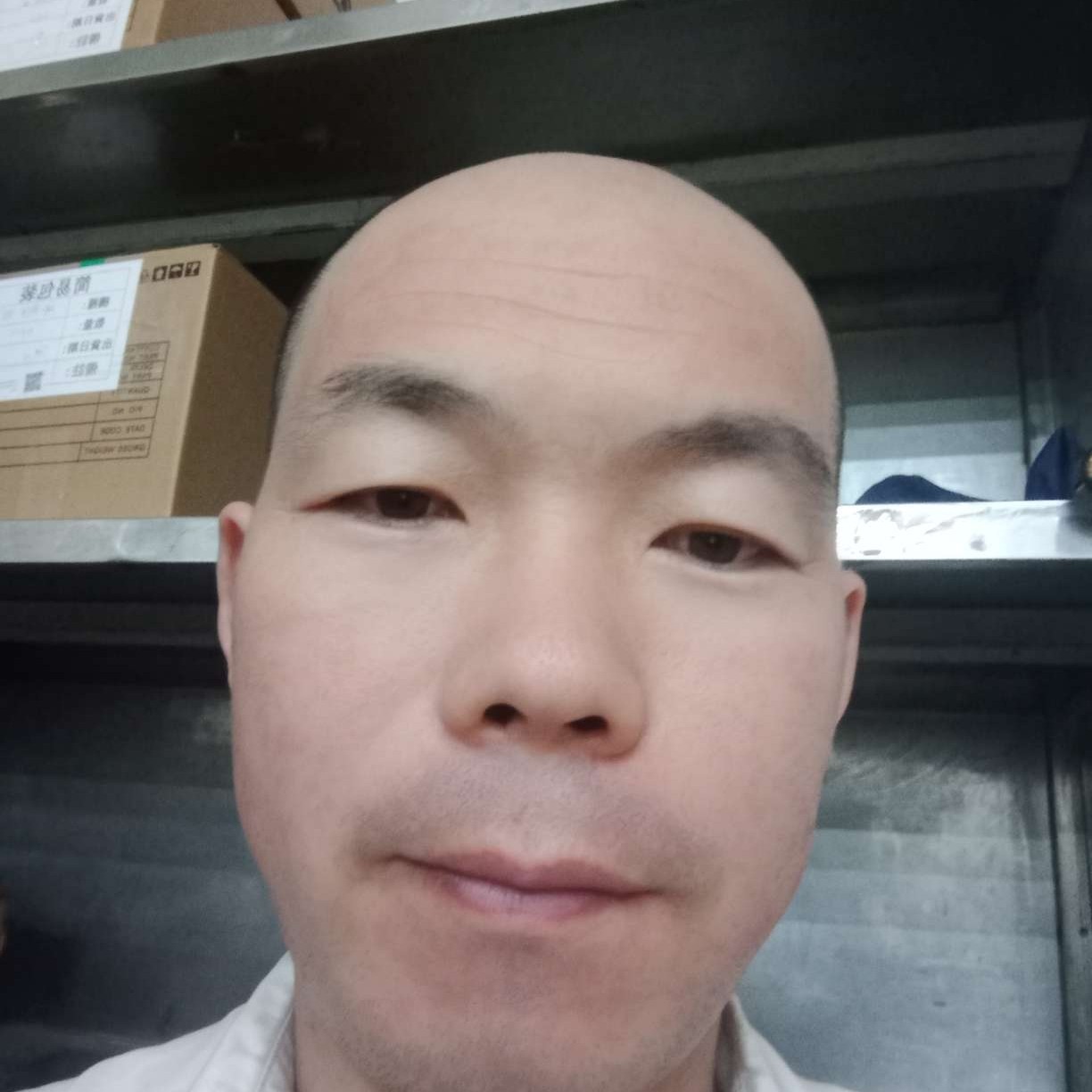 发嗲等待八宝粥的照片