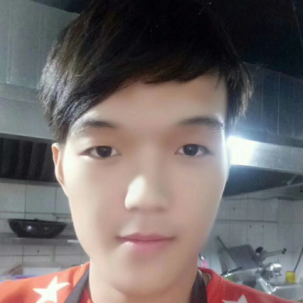 哈楼小姐姐的照片