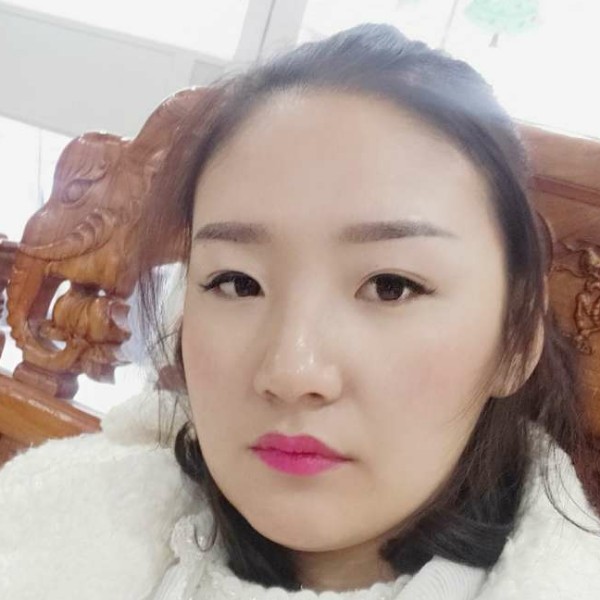 黛儿回首义气的照片