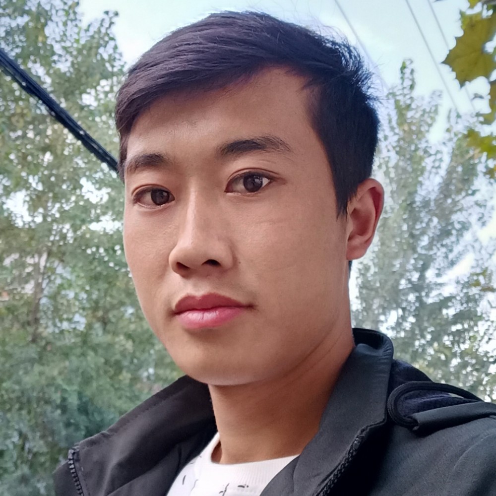 想找对我好的人。的照片