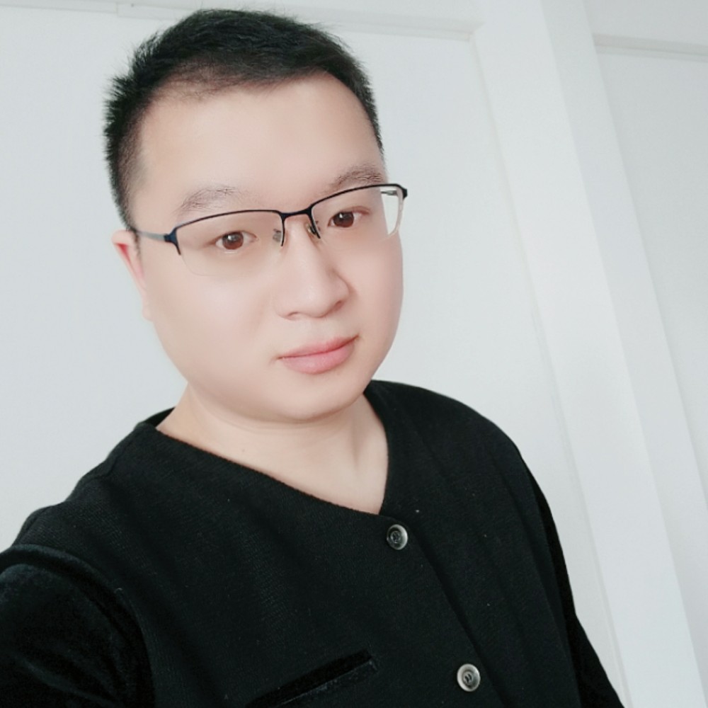 勒吖蛮单纯的照片