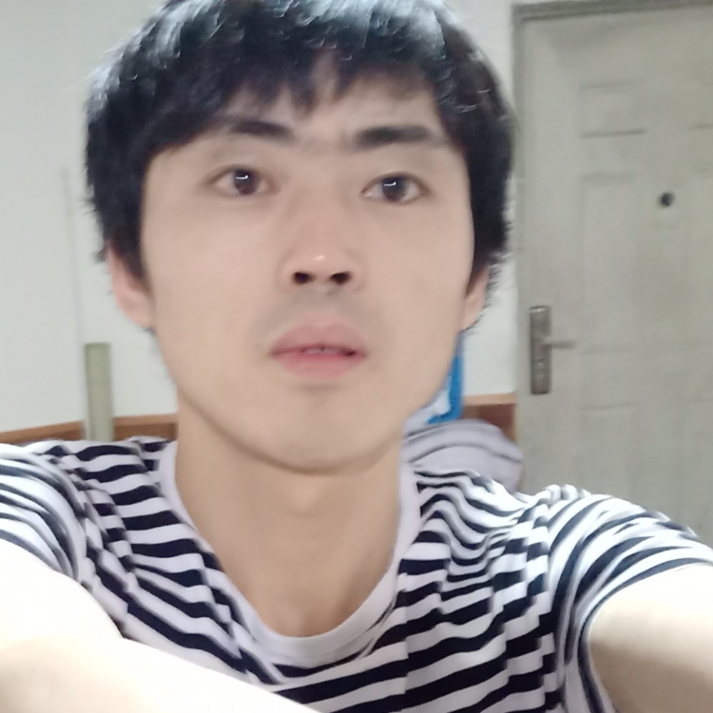乐曲踢热心的照片