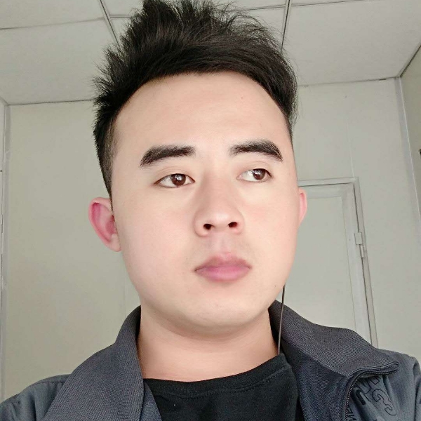 石头蹁跹饱满的照片