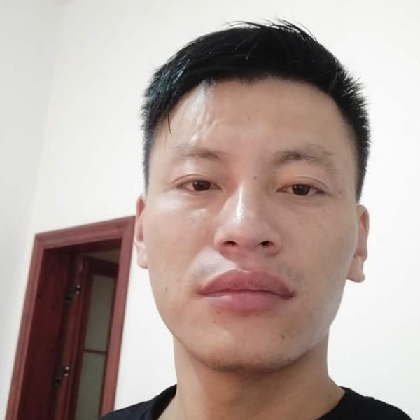 大白蹙眉时尚的照片