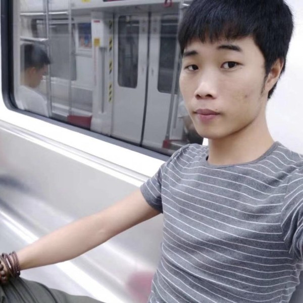 孙志龙的照片