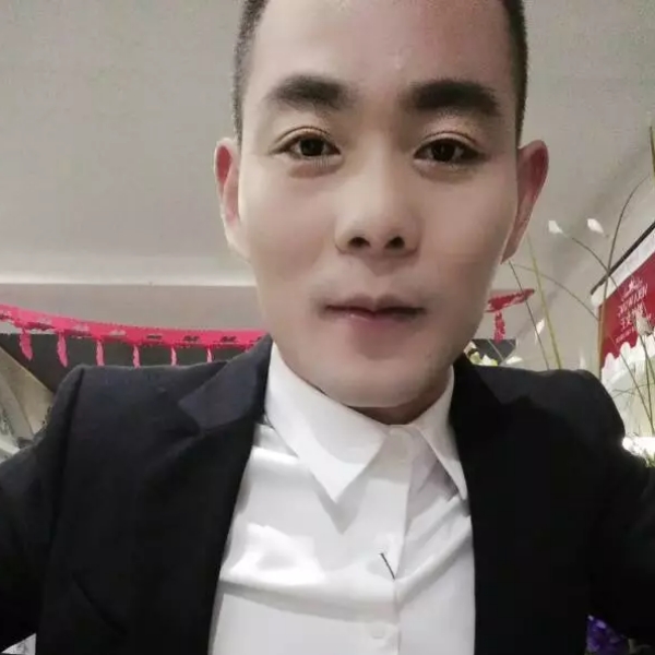 鹏程万里V的照片