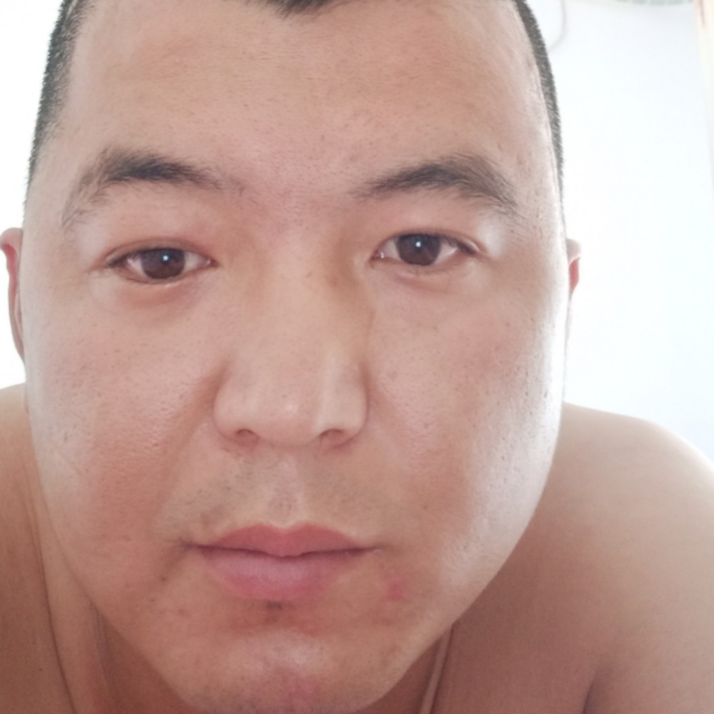 李振亮的照片