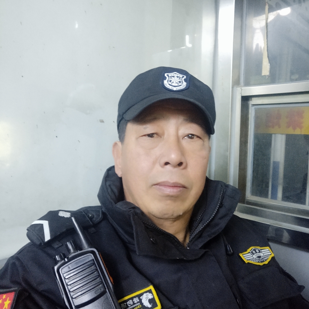 楊鲁平的照片