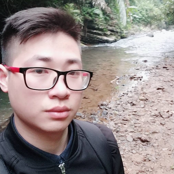 无可取代的迎帅气的照片