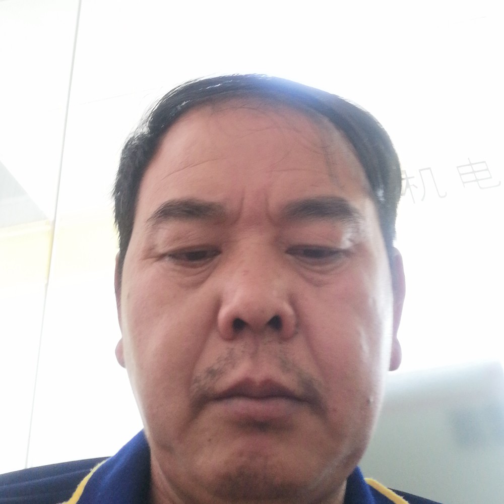 犹豫蹁跹红尘的照片