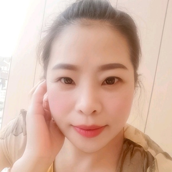 樱桃红酒的照片