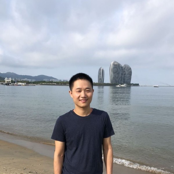 美好愿墨镜的照片