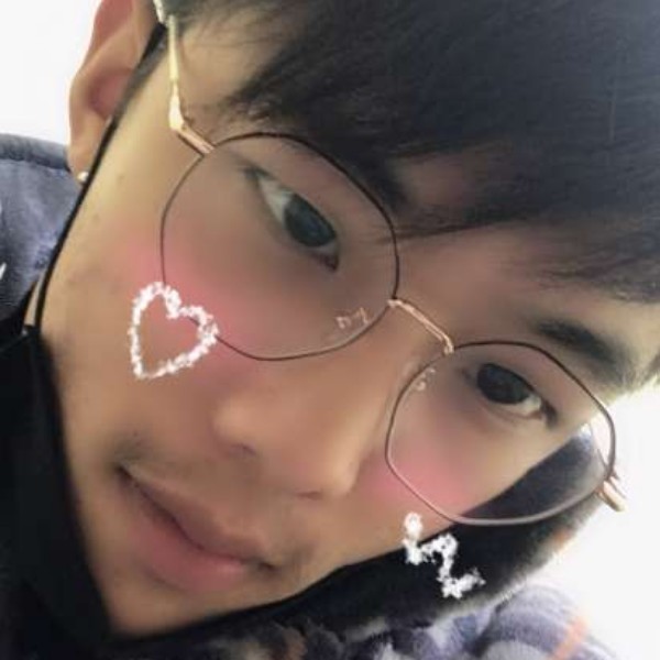 前方高的照片