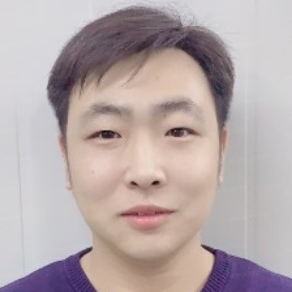怕孤独回眸月亮的照片
