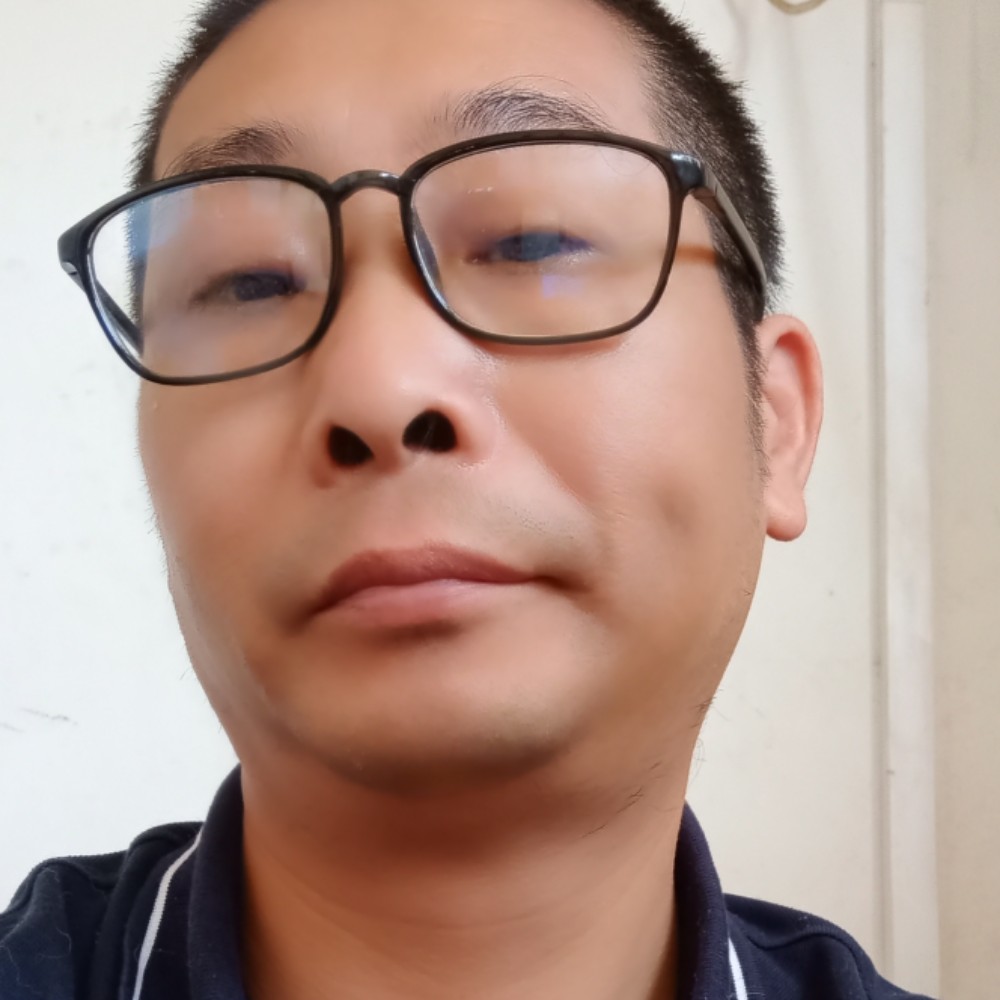 叼烟的痞子的照片