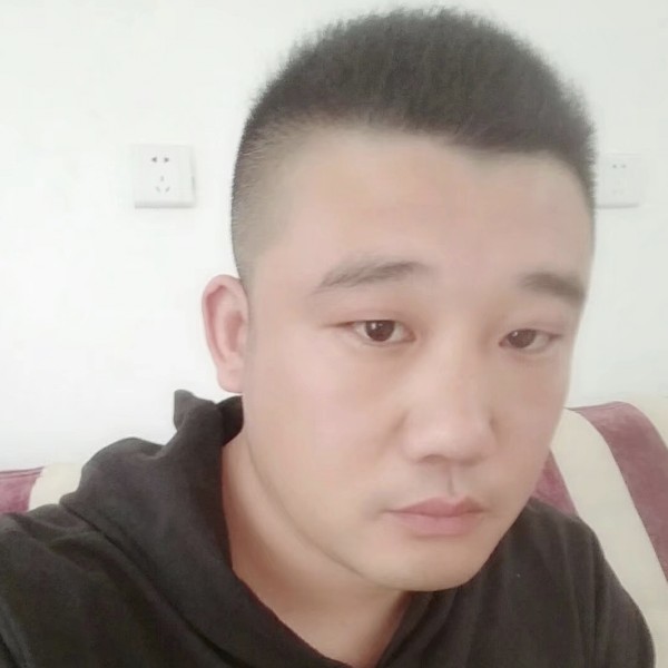凉城深拥迷茫的照片