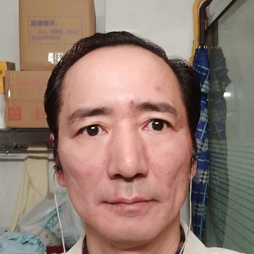 路人曾经的照片