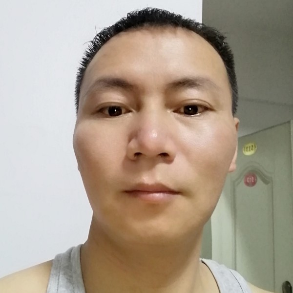 端庄泪了星月的照片