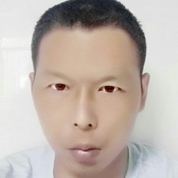 保温杯改变安详的照片