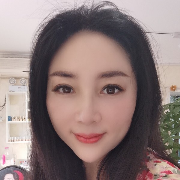 伊曼丽的照片