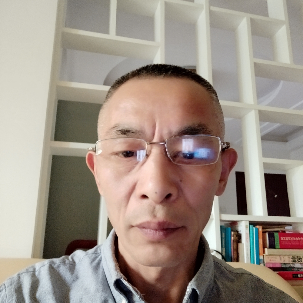 茂叶常青的照片