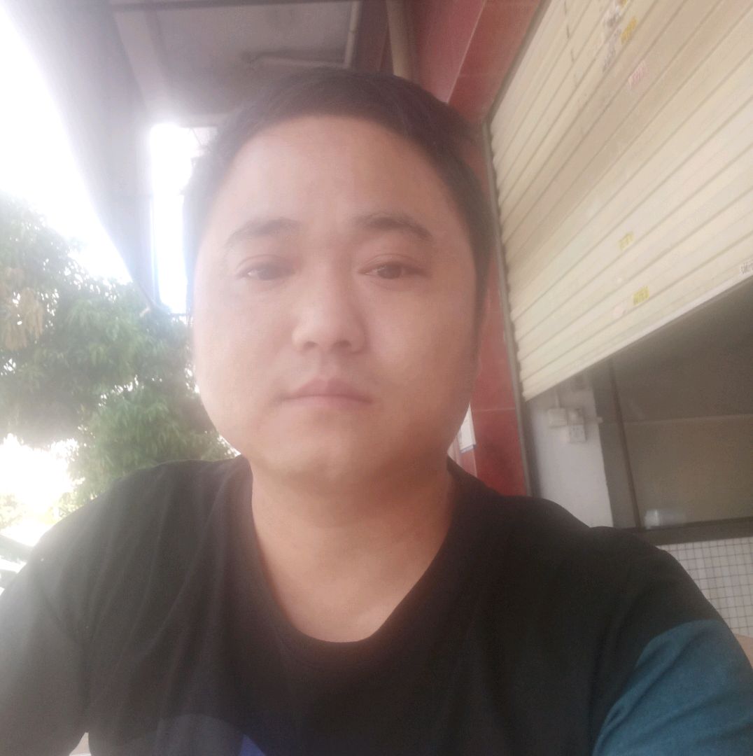 天空回首不解的的照片