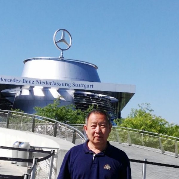 光亮春媱的照片