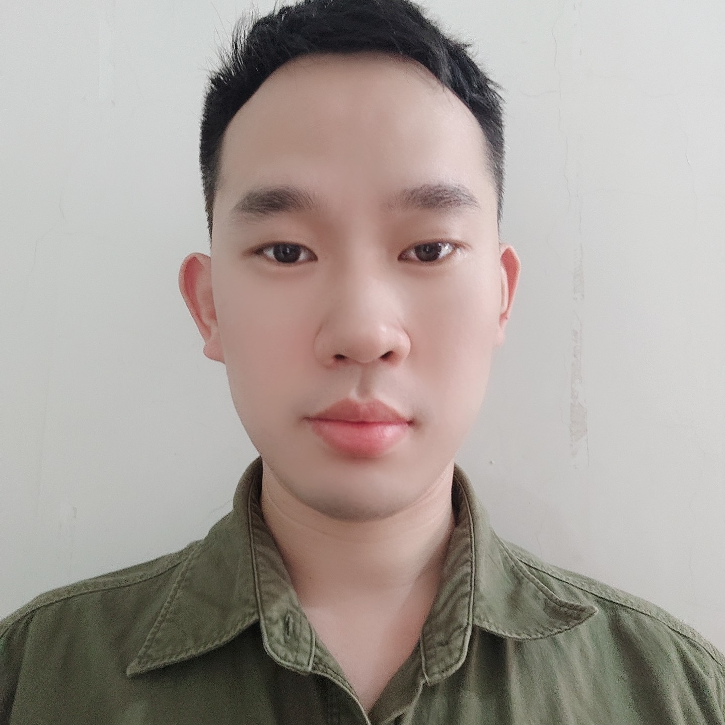 中心苦恋甜美的照片
