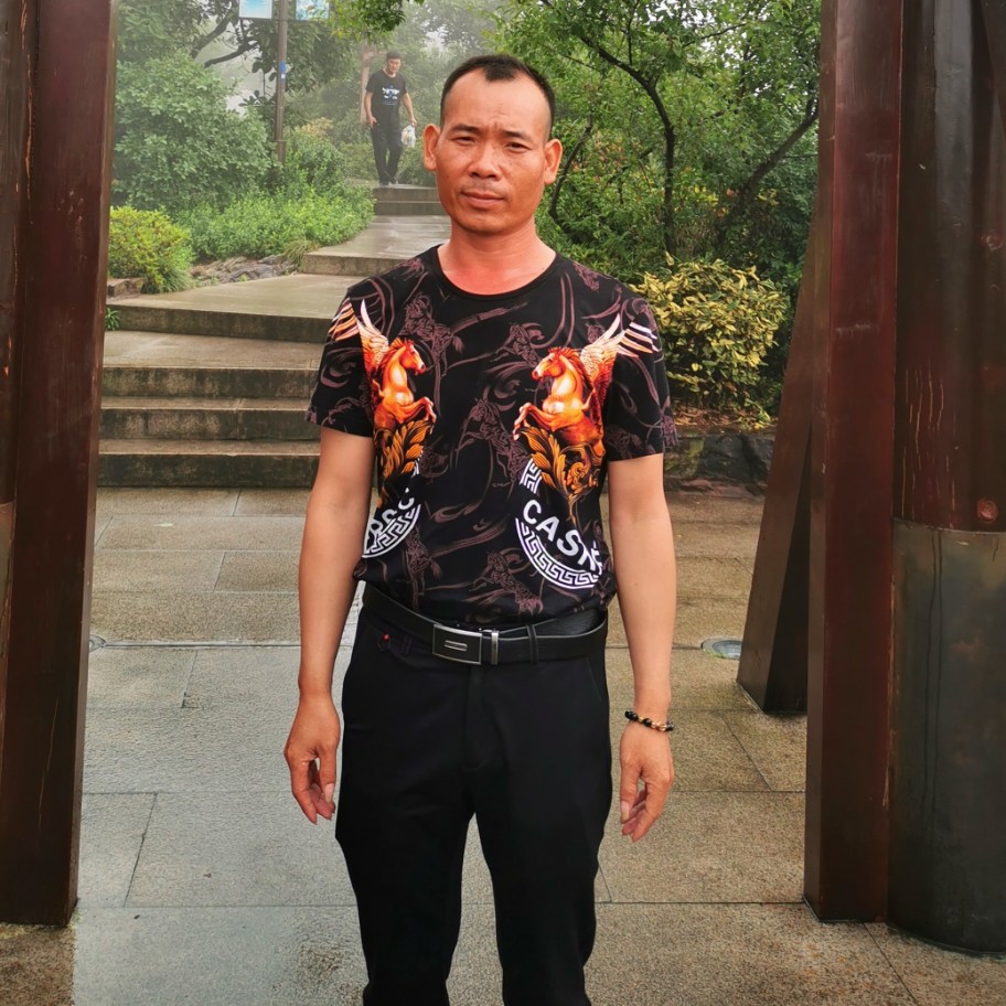 豆芽相许无奈的照片