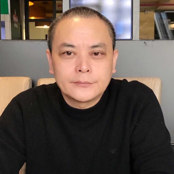 悟成的照片