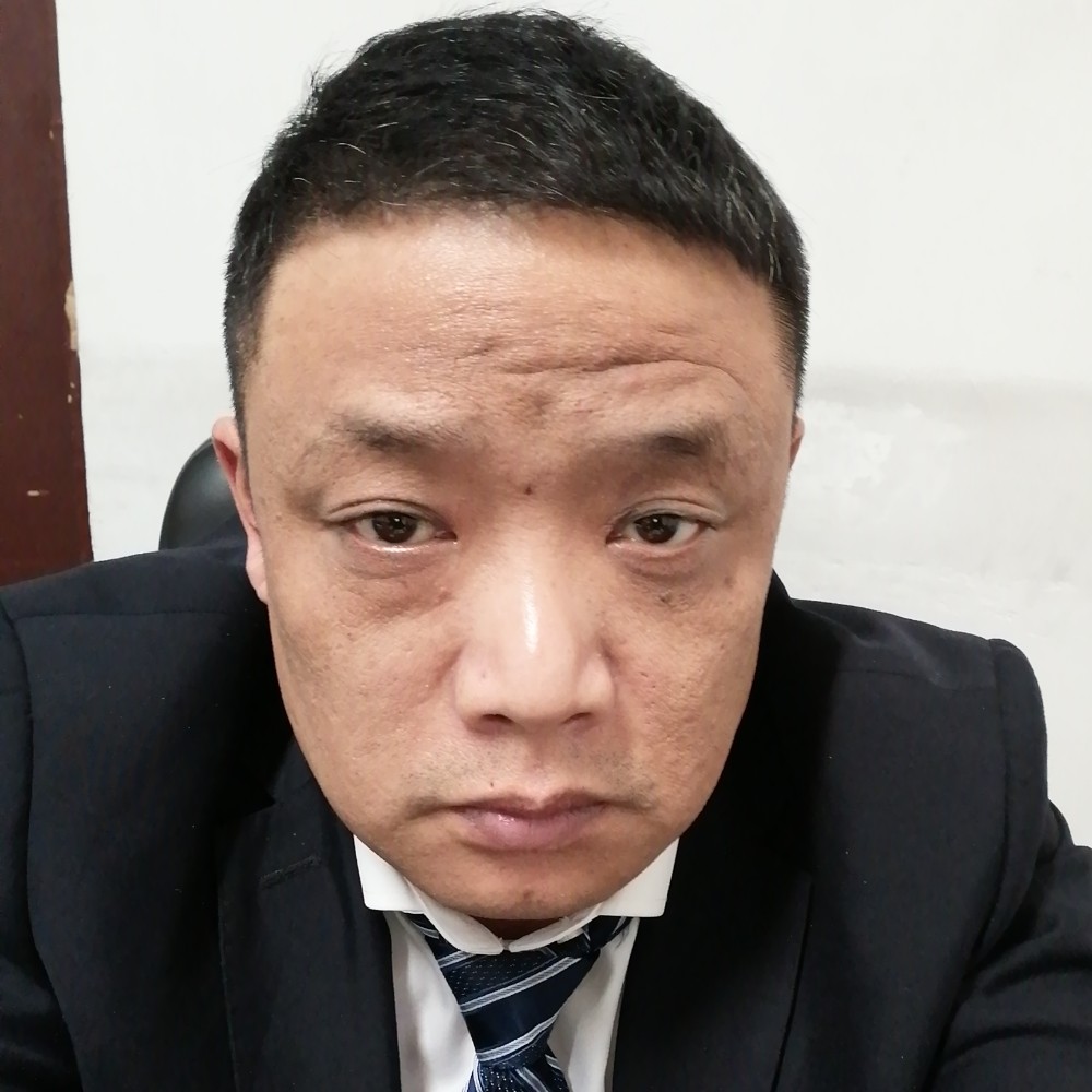 微笑蹁跹阳光的照片