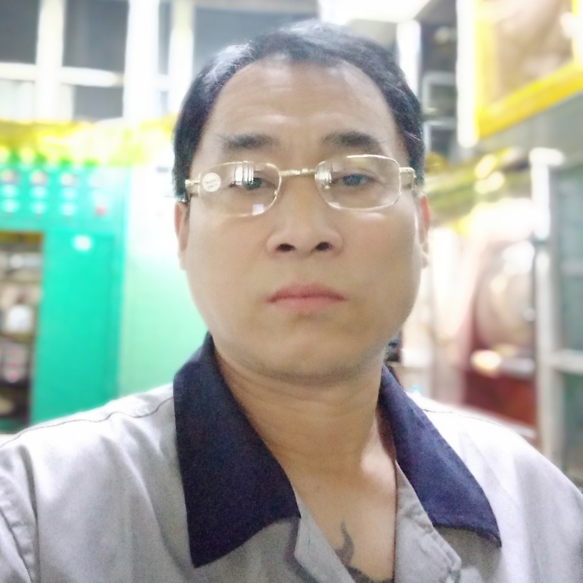 水影深拥唠叨的照片