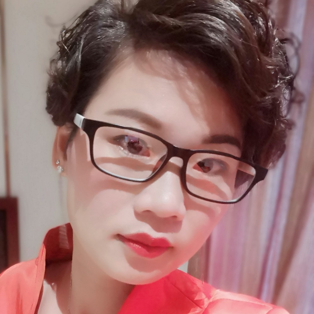 佳佳的照片
