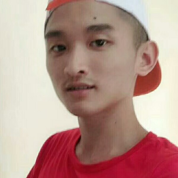 无垠踢黑夜的照片